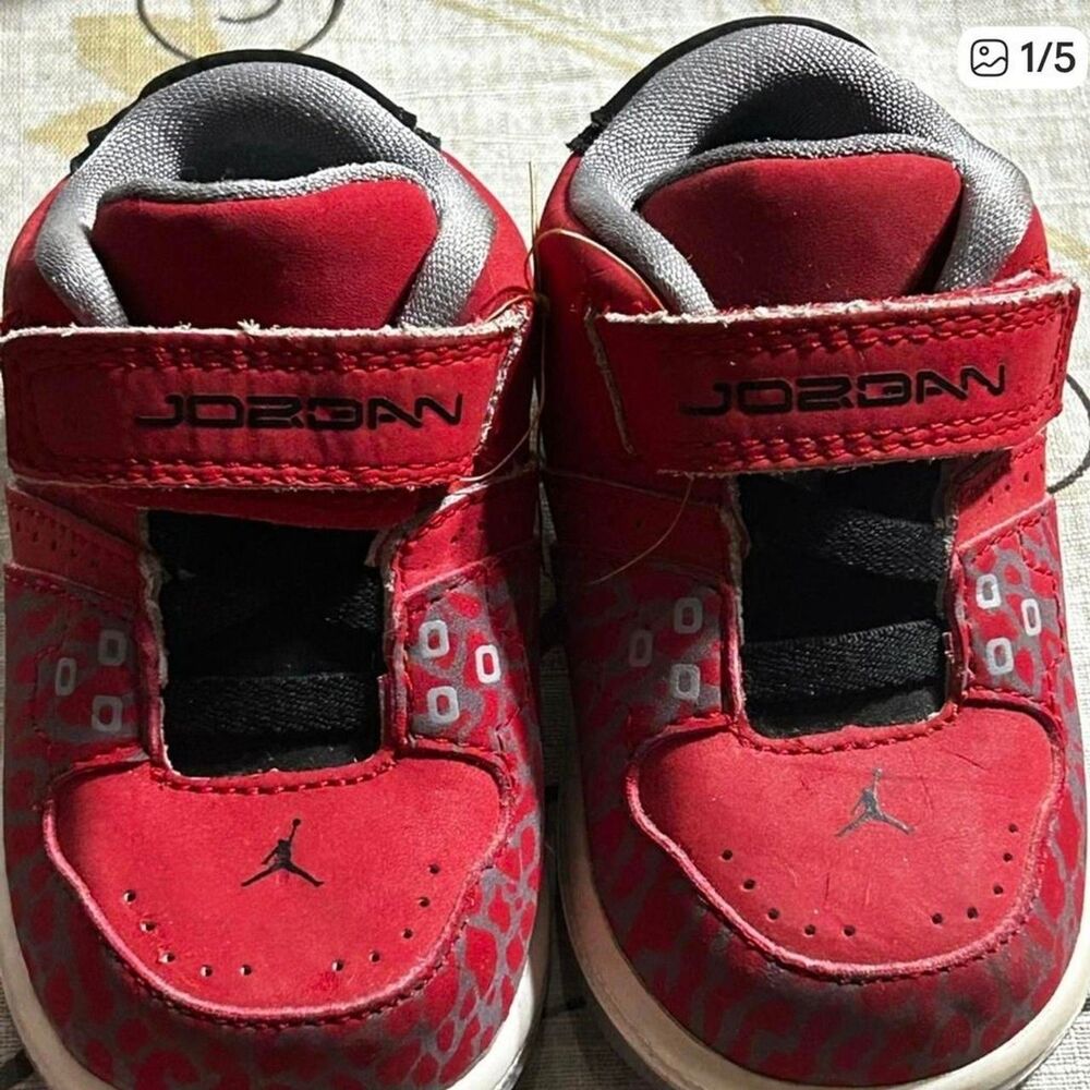 Jordan Red Trainers